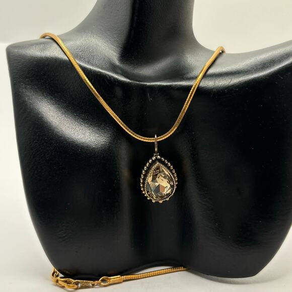 Gold Tear Drop Necklace - Picture 1 of 4